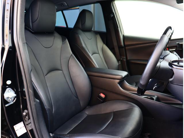 プリウス Ｓツーリングセレクション　モデリスタフルエアロ　純正９型ナビフルセグ　バックガイドモニター　ＥＴＣ　スマートキー　１７アルミ　シートヒーター　セーフティセンス　衝突軽減ブレーキ　ＡＣＣ　ＬＤＡ　ＡＨＢ　ＬＥＤ（8枚目）