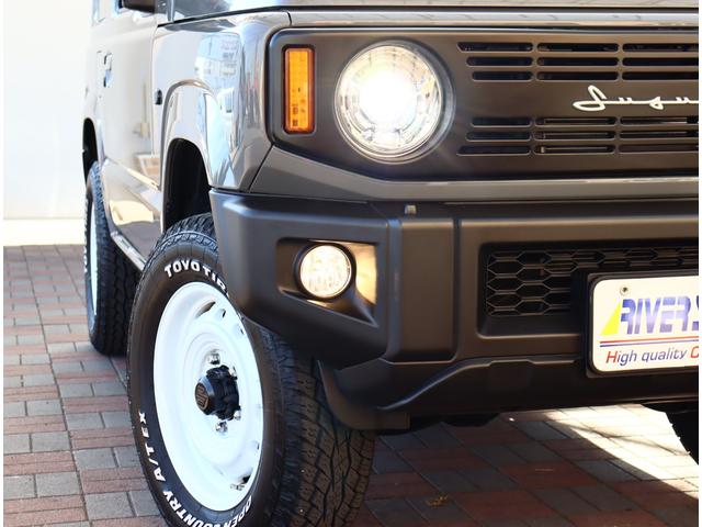 ジムニー 　シーエルリンクパーツ　フロントグリル　１インチアップサス　１６ＡＷ　シートカバー　ロッソモデロマフラー　社外テールランプ　８インチナビ　バックカメラ　ＥＴＣ　フルセグＴＶ　リアスピーカー　前後ドラレコ（13枚目）