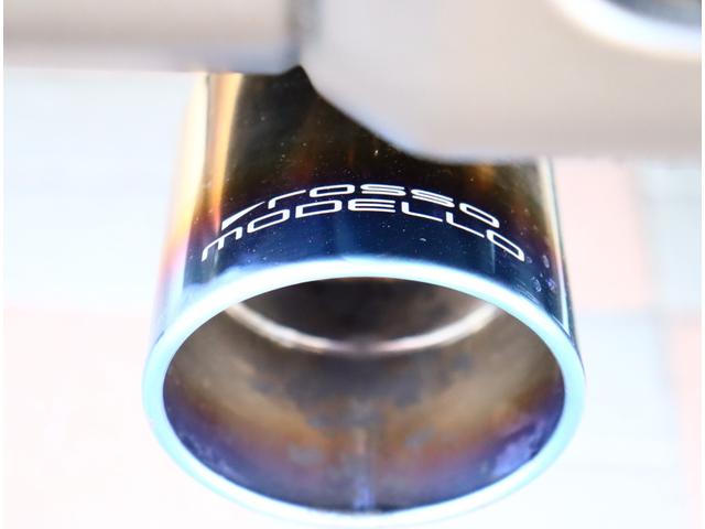 ジムニー 　シーエルリンクパーツ　フロントグリル　１インチアップサス　１６ＡＷ　シートカバー　ロッソモデロマフラー　社外テールランプ　８インチナビ　バックカメラ　ＥＴＣ　フルセグＴＶ　リアスピーカー　前後ドラレコ（16枚目）