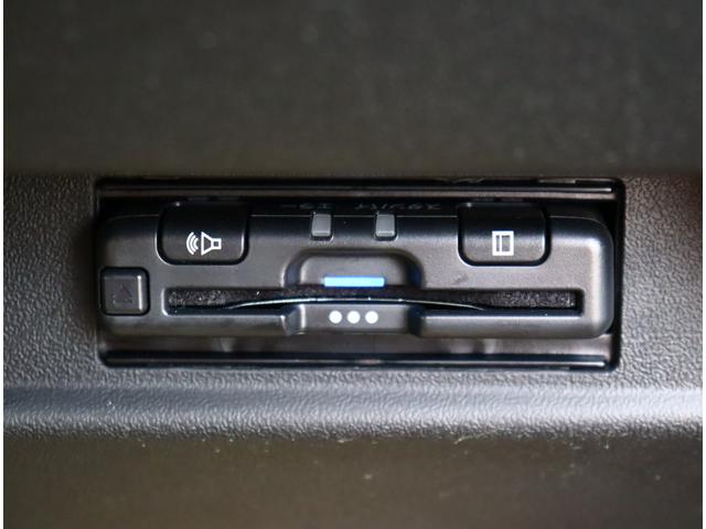 ジムニー 　シーエルリンクパーツ　フロントグリル　１インチアップサス　１６ＡＷ　シートカバー　ロッソモデロマフラー　社外テールランプ　８インチナビ　バックカメラ　ＥＴＣ　フルセグＴＶ　リアスピーカー　前後ドラレコ（37枚目）