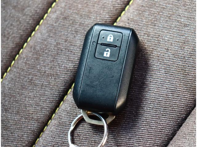 ジムニー 　シーエルリンクパーツ　フロントグリル　１インチアップサス　１６ＡＷ　シートカバー　ロッソモデロマフラー　社外テールランプ　８インチナビ　バックカメラ　ＥＴＣ　フルセグＴＶ　リアスピーカー　前後ドラレコ（42枚目）