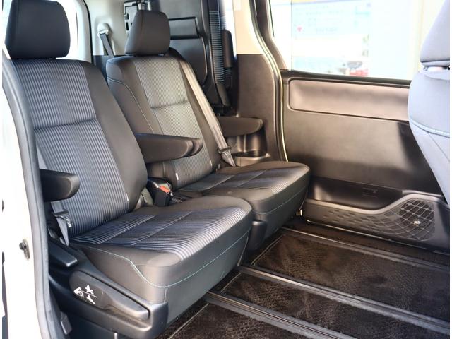 ヴォクシー ZS 煌 アルパイン10インチナビ フリップダウンモニター フルセグTV バックカメラ ETC 両側パワースライドドア メッキパーツ LEDライト サンシェード ドアバイザー 2列目ロングスライドシート(10枚目)