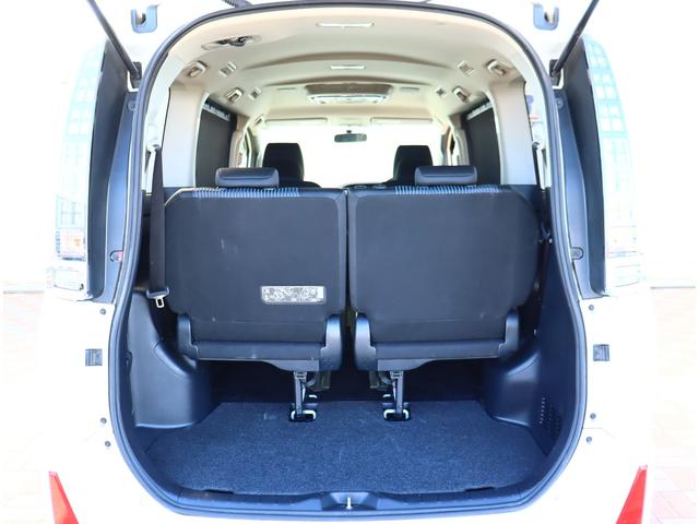 ヴォクシー ZS 煌 アルパイン10インチナビ フリップダウンモニター フルセグTV バックカメラ ETC 両側パワースライドドア メッキパーツ LEDライト サンシェード ドアバイザー 2列目ロングスライドシート(11枚目)