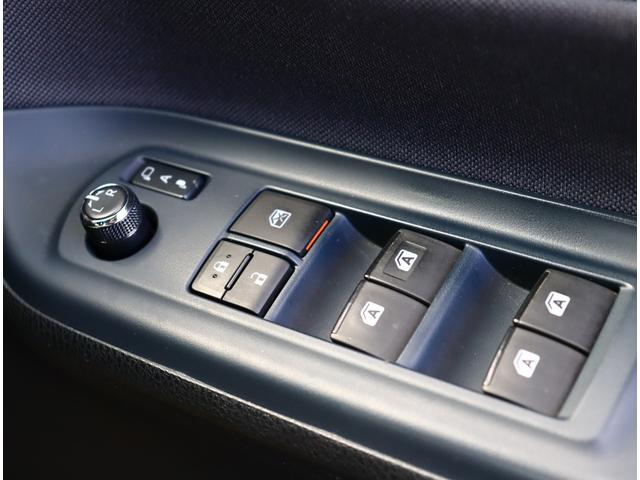 ヴォクシー ZS 煌 アルパイン10インチナビ フリップダウンモニター フルセグTV バックカメラ ETC 両側パワースライドドア メッキパーツ LEDライト サンシェード ドアバイザー 2列目ロングスライドシート(26枚目)