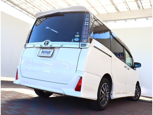 ヴォクシー ZS 煌 アルパイン10インチナビ フリップダウンモニター フルセグTV バックカメラ ETC 両側パワースライドドア メッキパーツ LEDライト サンシェード ドアバイザー 2列目ロングスライドシート(43枚目)