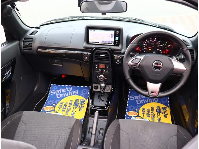 コペン ＧＲ　スポーツ　ワンオーナー　トヨタ　ＧＲコペン　専用ヒーター付きレカロシート　モモステ　スマートキー　パドルシフト　純正ナビバックカメラ　スマートキー　前後ドラレコ　ＢＢＳアルミ　ＬＥＤヘッドフォグ　電動オープン（7枚目）