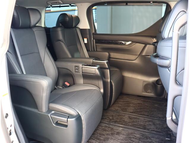 ヴェルファイア ２．５Ｚ　Ｇエディション　モデリスタフルエアロ　ＪＢＬサウンドシステム　黒革エアーシート　後席フリップダウンモニター　セーフティセンス　ドラレコ　純正ナビフルセグ全方位ナビ（9枚目）