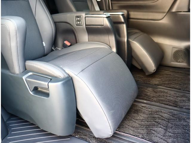 ヴェルファイア ２．５Ｚ　Ｇエディション　モデリスタフルエアロ　ＪＢＬサウンドシステム　黒革エアーシート　後席フリップダウンモニター　セーフティセンス　ドラレコ　純正ナビフルセグ全方位ナビ（10枚目）