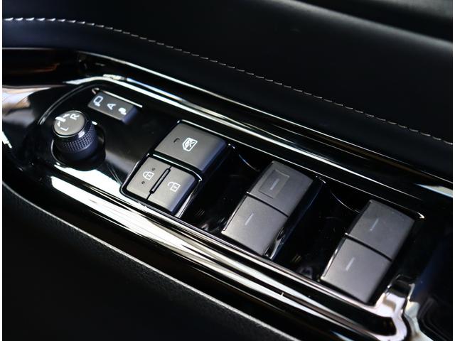 エスクァイア Ｇｉ　８人乗　モデリスタフルエアロ　１０型ナビフルセグバックカメラ　１２．１フリップダウンモニター　ＥＴＣ　前後ドラレコ　スマートキー　ＬＥＤヘッド　セーフティセンス　ＰＣＳ　シートヒーター　黒合皮シート（41枚目）