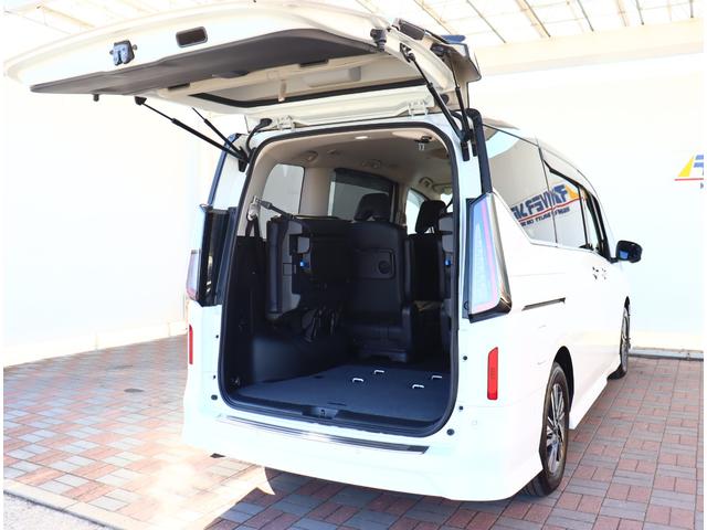 セレナ ｅ－パワー　ルキシオン　フロントスポイラー　プロパイロット２．０　フリップダウンモニター純正ナビフルセグ全方位　デジタルインナーミラー　ＨＵＤ　合皮シート　ＢＳＭ　アルミ　ＥＴＣハンズフリースライドドア　ＬＬＥＤ　ｅペダル（49枚目）