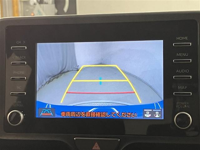 ヤリス Ｘ　ＰＣＳ　横滑り防止装置付き　記録簿有　ワイヤレスキー　バックガイドモニター　盗難防止　サイドエアバック　エアコン　Ｗエアバッグ　パワーウインドウ　ＥＴＣ付き　パワステ　運転席エアバッグ　１オーナー（7枚目）