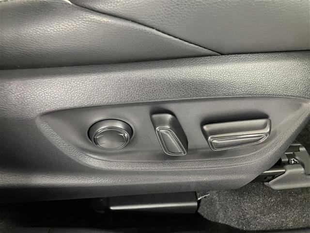 カローラクロス ハイブリッド Z AC100V電源 衝突軽減B 記録簿有 フルセグテレビ スマキ- ワンオーナ 半レザー Bモニター アクティブクルーズコントロール メモリナビ イモビ LED AC 運転席Pシート キーレス パワステ(17枚目)