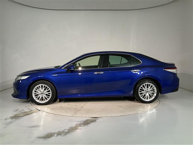 カムリ Ｇレザーパッケージ　衝突被害軽減　ＤＶＤプレーヤー　１００Ｖ電源　定期点検記録簿　ＬＥＤランプ　ナビＴＶ　横滑り防止　電動シート　地デジＴＶ　イモビライザー　エアバッグ　キーフリー　メモリ－ナビ　オートクルーズ　ＡＢＳ（2枚目）