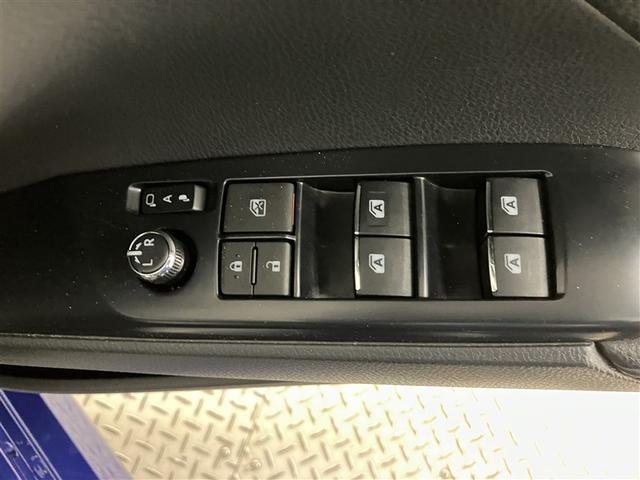 カムリ Ｇレザーパッケージ　衝突被害軽減　ＤＶＤプレーヤー　１００Ｖ電源　定期点検記録簿　ＬＥＤランプ　ナビＴＶ　横滑り防止　電動シート　地デジＴＶ　イモビライザー　エアバッグ　キーフリー　メモリ－ナビ　オートクルーズ　ＡＢＳ（25枚目）