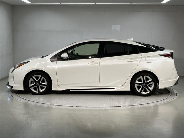 プリウス Sツーリングセレクション レーダーブレーキサポート フルオートエアコン デュアルエアバック バックモニタ- AW イモビ ESC パワーウインド スマキ- ETC車載器 サイドエアバック フルセグ地デジTV DVD再生可能(2枚目)