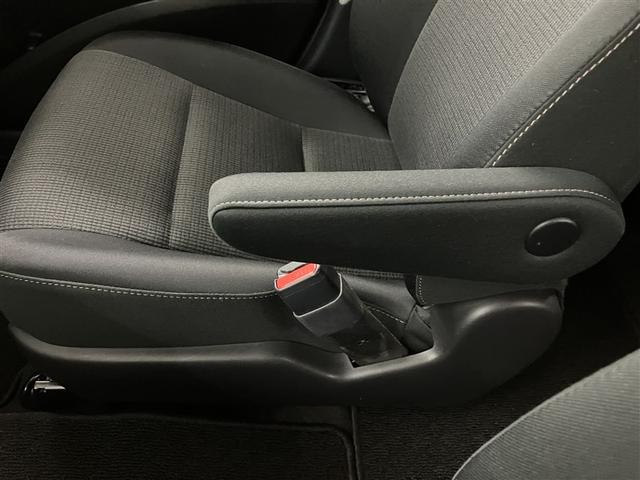 シエンタ ファンベースG バックモニタ- イモビ パワステ LEDライト アイスト デュアルエアバッグ 記録簿有 横滑り防止装置 エアバッグ ドライブレコーダー オートエアコン パワーウィンドウ ABS スマートキー ETC(31枚目)