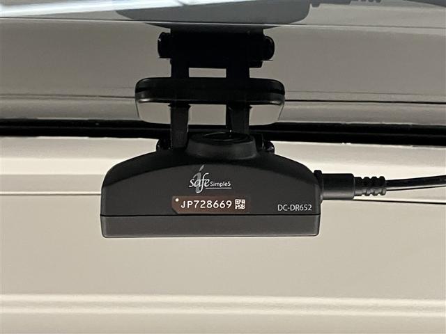 ルーミー カスタムG アイドリング 両側電動SD LEDヘット バックビューモニター 衝突回避ブレーキ 地デジ スマートキー メモリナビ クルーズコントロール 点検記録簿 DVD ETC ドライブレコーダー 1オーナー(11枚目)