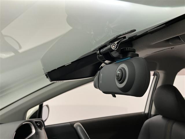 シエンタ Ｇ　クエロ　軽減ブレーキ　両側自動ドア　Ｉストップ　後カメラ　デュアルエアバック　パワーウィンドウ　フルオートエアコン　ＤＶＤ再生可　ウォークスルー　ＬＥＤヘッド　ナビ＆ＴＶ　スマキー　ＶＳＣ　３列　キーレス（12枚目）