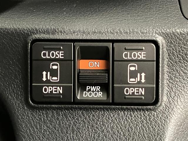 シエンタ Ｇ　クエロ　軽減ブレーキ　両側自動ドア　Ｉストップ　後カメラ　デュアルエアバック　パワーウィンドウ　フルオートエアコン　ＤＶＤ再生可　ウォークスルー　ＬＥＤヘッド　ナビ＆ＴＶ　スマキー　ＶＳＣ　３列　キーレス（13枚目）