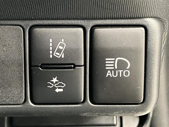 アクア Ｓスタイルブラック　ＡＵＸ端子　バックモニタ－　地デジフルセグ　ナビＴＶ　イモビライザー　ＬＥＤライト　スマートキープッシュスタート　１オーナー　ＥＴＣ付き　Ｗエアバッグ　キーフリ　メモリーナビゲーション　ドラレコ付き（8枚目）