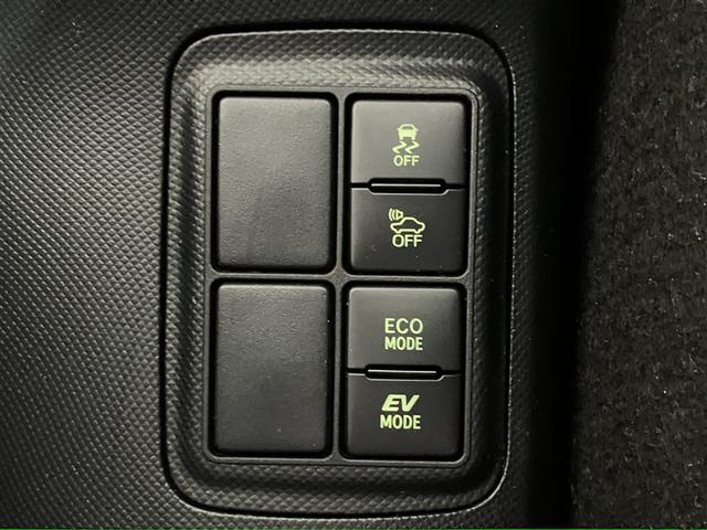 アクア Ｓスタイルブラック　ＡＵＸ端子　バックモニタ－　地デジフルセグ　ナビＴＶ　イモビライザー　ＬＥＤライト　スマートキープッシュスタート　１オーナー　ＥＴＣ付き　Ｗエアバッグ　キーフリ　メモリーナビゲーション　ドラレコ付き（10枚目）