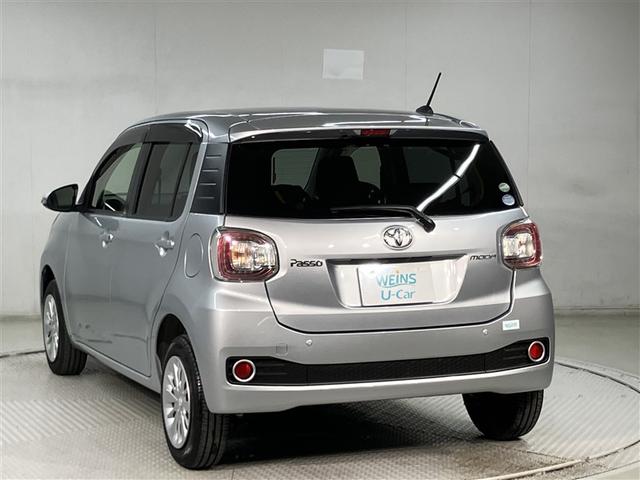 パッソ モーダ S Bモニ i-stop スマートキー&プッシュスタート キーフリーシステム 横滑防止装置 LEDライト ナビTV WエアB パワーウィンドウ オートエアコン パワーステアリング ABS ワンセグTV(4枚目)