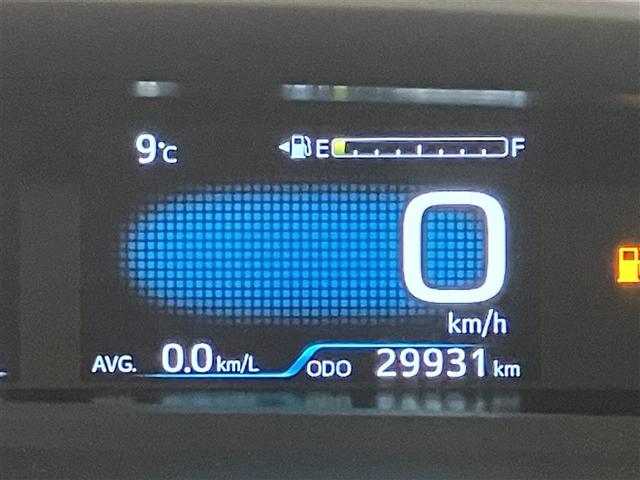 プリウス Ａツーリングセレクション・ブラックエディション　ＬＥＤライト　１オーナー　ＡＣ１００Ｖ電源　Ｂカメラ　アルミホイール　スマートキー　オートクルーズコントロール　ＡＣ　ＥＴＣ　定期点検記録簿　ミュージックプレイヤー接続可　キーフリー　フルセグＴＶ（15枚目）