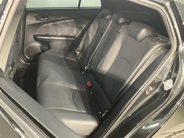 プリウス Ａツーリングセレクション・ブラックエディション　ＬＥＤライト　１オーナー　ＡＣ１００Ｖ電源　Ｂカメラ　アルミホイール　スマートキー　オートクルーズコントロール　ＡＣ　ＥＴＣ　定期点検記録簿　ミュージックプレイヤー接続可　キーフリー　フルセグＴＶ（19枚目）