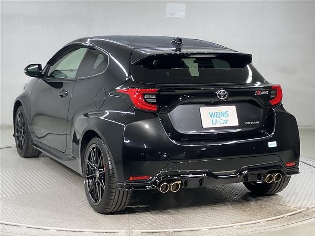 ＧＲヤリス ＲＺ　ハイパフォーマンス　１オーナ　地デジ　Ｉストップ　ＬＥＤヘッド　ナビ＆ＴＶ　盗難防止システム　バックガイドモニター　ＡＷＤ　フルオートエアコン　横滑り防止装置付き　アクティブクルーズコントロール　スマートキ－　ＡＢＳ付き（4枚目）