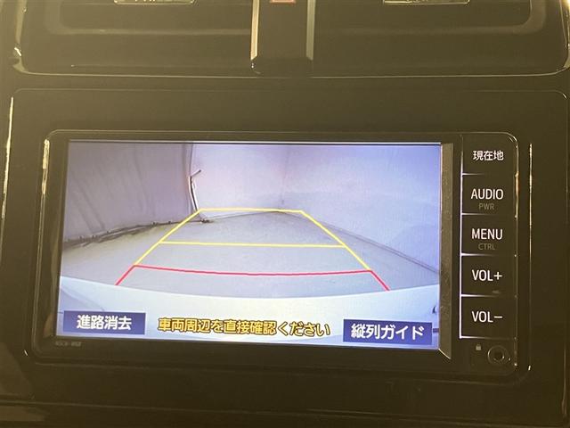 プリウス Ｓツーリングセレクション　エアバック　Ｂモニ　ＬＥＤヘッド　イモビ　オートクルーズ　横滑り防止　サイドエアバック　ＥＴＣ　スマートキー　メモリ－ナビ　助手席エアバック　ナビＴＶ　ＡＢＳ　ＡＷ　フルオートエアコン　ワンセグ（7枚目）