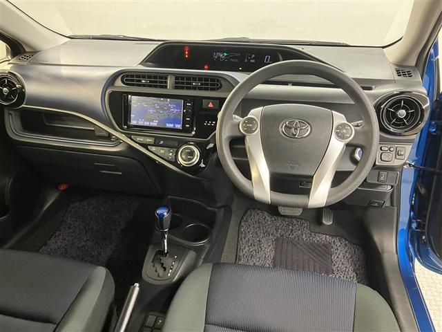 アクア Ｓ　スマートキープッシュスタート　キーレスエントリ　ドラレコ付　フルセグ地デジ　イモビ　ナビ＆ＴＶ　オートエアコン　デュアルエアバック　ＥＳＣ　Ｂカメラ　パワーウィンドウ　ＡＵＸ端子　ＥＴＣ　ＳＲＳ（5枚目）