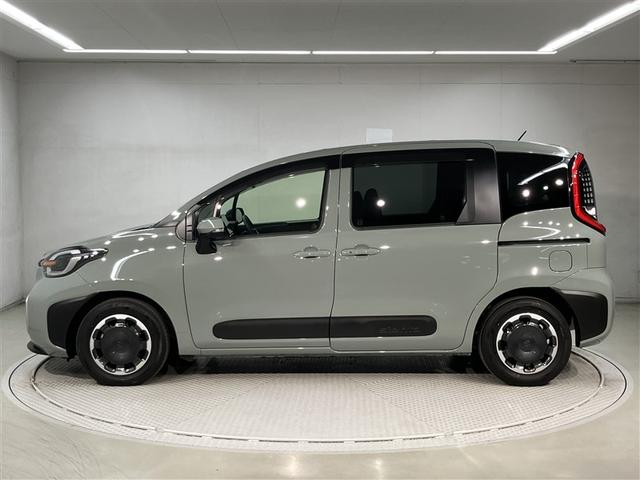 シエンタ Ｚ　１オナ　Ｗ電動ドア　イモビ　クルーズＣ　ＬＥＤヘッドランプ　ＥＴＣ　Ｓキー　横滑り防止機能　メモリーナビ　パワーウィンドウ　エアバック　ＡＢＳ　ドラレコ　カーテンエアバック　ウォークスルー　ナビ＆ＴＶ（2枚目）