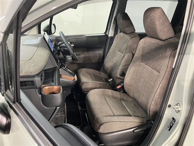 シエンタ Ｚ　１オナ　Ｗ電動ドア　イモビ　クルーズＣ　ＬＥＤヘッドランプ　ＥＴＣ　Ｓキー　横滑り防止機能　メモリーナビ　パワーウィンドウ　エアバック　ＡＢＳ　ドラレコ　カーテンエアバック　ウォークスルー　ナビ＆ＴＶ（17枚目）