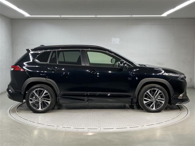 カローラクロス Ｚ　ムーンルーフ　エアロ　横滑り防止機能　盗難防止装置　メモリナビ　ドラレコ付　バックガイドモニター　クルーズコントロール　地デジ　エアバッグ　キーフリーシステム　パワ－シ－ト　ＡＡＣ　ＥＴＣ車載器　ＡＷ（3枚目）