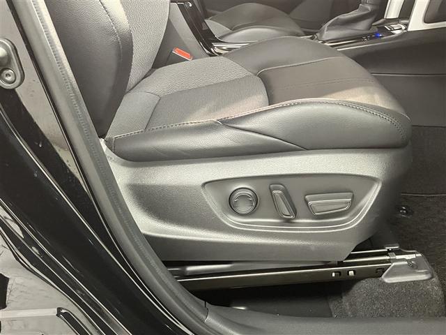 カローラクロス Ｚ　ムーンルーフ　エアロ　横滑り防止機能　盗難防止装置　メモリナビ　ドラレコ付　バックガイドモニター　クルーズコントロール　地デジ　エアバッグ　キーフリーシステム　パワ－シ－ト　ＡＡＣ　ＥＴＣ車載器　ＡＷ（18枚目）