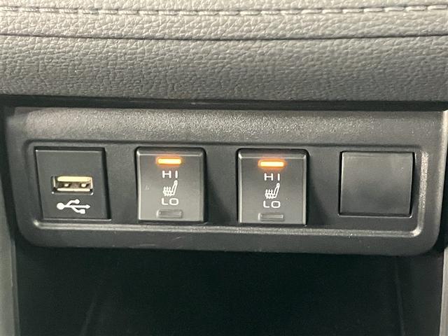 カローラクロス Ｚ　ムーンルーフ　エアロ　横滑り防止機能　盗難防止装置　メモリナビ　ドラレコ付　バックガイドモニター　クルーズコントロール　地デジ　エアバッグ　キーフリーシステム　パワ－シ－ト　ＡＡＣ　ＥＴＣ車載器　ＡＷ（19枚目）