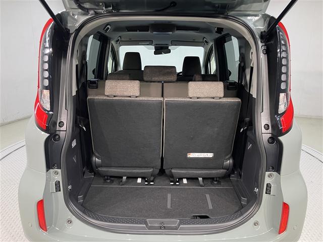 シエンタ ハイブリッドＺ　ＴＳＳ　エアバック　キーレスエントリー　ナビＴＶ　イモビライザー　バックモニター　ＬＥＤヘッドライト　ＥＴＣ車載器　横滑り防止　スマートキー　オートエアコン　サイドエアバッグ　ＷＳＲＳ　３列シート（21枚目）