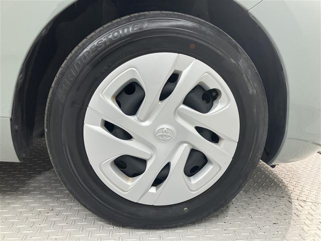 アクア Ｘ　テレビ　踏み間違い防止　１００Ｖ　イモビ　フルセグ　点検記録簿　ＬＥＤヘッドライト　スマートキー　横滑り防止機能　キーレスエントリー　ワンオーナー　オートクルーズ　オートエアコン　ＥＴＣ　ＡＢＳ（20枚目）