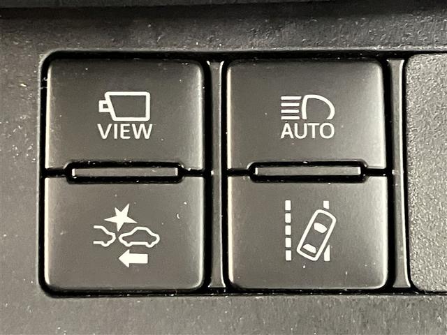 シエンタ Ｇ　クエロ　軽減ブレーキ　両側自動ドア　Ｉストップ　後カメラ　ワンオーナー車　デュアルエアバック　パワーウィンドウ　フルオートエアコン　ウォークスルー　ＬＥＤヘッド　ナビ＆ＴＶ　スマキー　ＶＳＣ　３列　キーレス（13枚目）