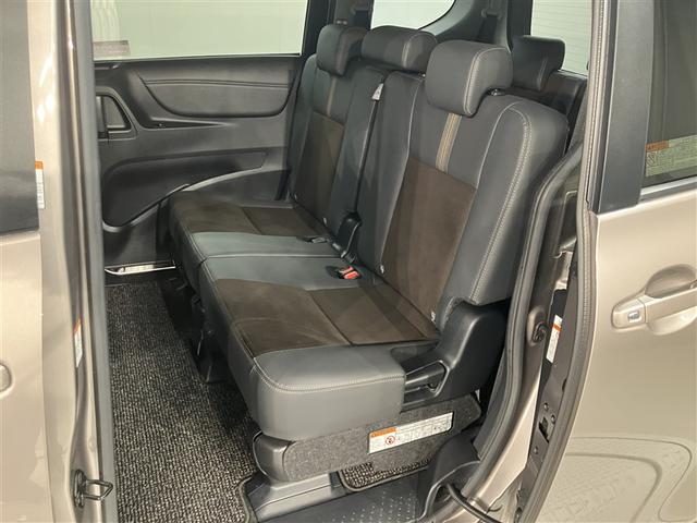 シエンタ Ｇ　クエロ　軽減ブレーキ　両側自動ドア　Ｉストップ　後カメラ　ワンオーナー車　デュアルエアバック　パワーウィンドウ　フルオートエアコン　ウォークスルー　ＬＥＤヘッド　ナビ＆ＴＶ　スマキー　ＶＳＣ　３列　キーレス（19枚目）