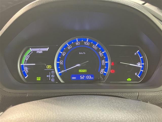 ヴォクシー ハイブリッドＶ　横滑防止装置　リアカメラ　エアバック　パワーウインドウ　ＡＷ　メモリナビ　ドラレコ付き　パワステ　ＬＥＤライト　盗難防止　ＤＶＤ再生機能　ナビＴＶ　リモコンキー　Ｗエアバッグ　ＥＴＣ　ＡＢＳ　３列（14枚目）