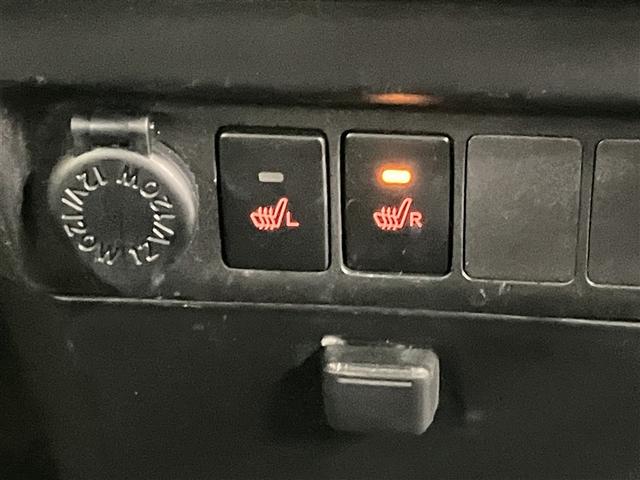 ルーミー カスタムG-T W電動ドア アイドリングストップ機能 運転席助手席エアバッグ DVD視聴可 クルーズC エアバック キーレスエントリー バックガイドモニター パワーウインドウ 記録簿有 インテリキー ナビTV LED(16枚目)