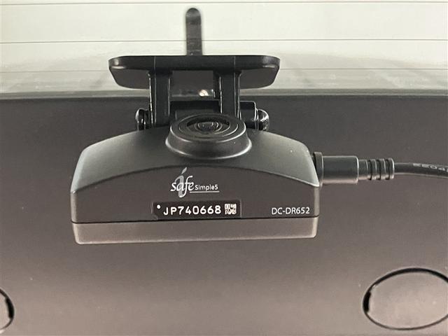 シエンタ G 禁煙車 両側電動スライドドア 衝突回避ブレーキ 障害物センサー 点検記録簿 スマートキ キーレスエントリー 助手席エアバック 1オーナ LEDランプ ウォークスルー ETC車載器 エアコン ワンセグ(8枚目)