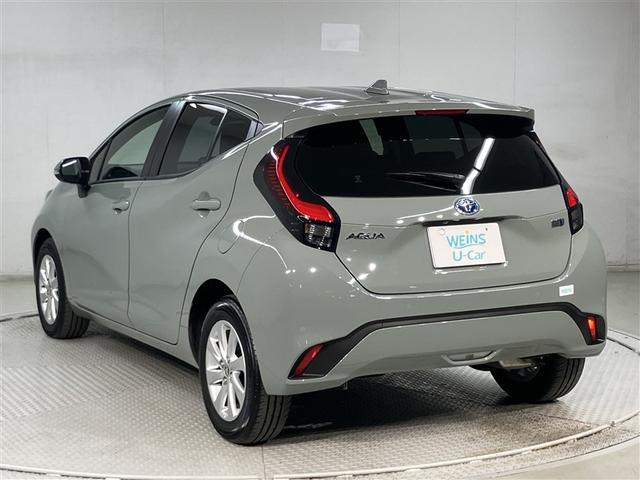 アクア Z 1オーナー車 エアバック AAC LEDライト AC100V 助手席エアバック VSC パワーウィンドウ メディアプレイヤー接続 盗難防止システム アルミホイール ETC ナビ カーテンエアバッグ(4枚目)