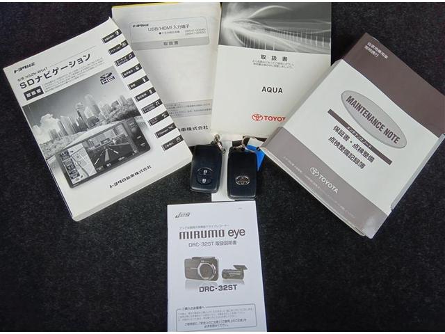 アクア Ｘ－アーバン　キーフリーシステム　横滑り防止システム　ＤＶＤ再生可　パワステ　フルセグＴＶ　スマートキ－　デュアルエアバック　運転席エアバッグ　ナビＴＶ　ＥＴＣ車載器　ドラレコ　エアコン　ＬＥＤヘッドライト　ＡＢＳ（23枚目）