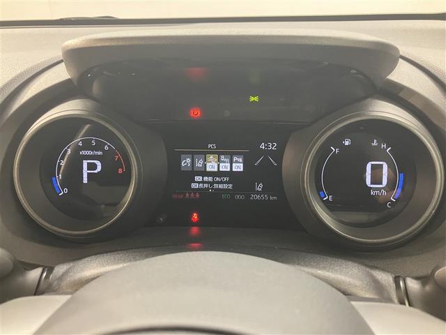 ヤリス Ｇ　プリクラッシュブレーキ　バックガイドモニター　メモリナビ　オートエアコン　クルーズコントロール　整備記録簿　ナビ　ＬＥＤヘッドライト　横滑り防止機能　サイドエアバック　エアバッグ　ＡＢＳ　ＥＴＣ（15枚目）