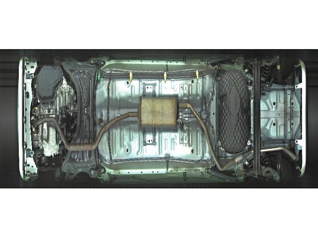 ムーヴキャンバス Ｘメイクアップリミテッド　ＳＡＩＩＩ　Ｗ電動ドア　Ａストップ　衝突被害軽減　インテリキー　イモビライザー　地デジフルセグ　ＡＡＣ　ナビＴＶ　ＶＳＣ　バックモニター　ＤＶＤ再生可能　キーフリー　ＥＴＣ　ベンチシート　ＡＢＳ　エアバック（5枚目）