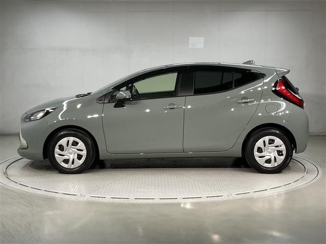 アクア G スマ-トキ- ワンオ-ナ- AAC Wエアバッグ リヤカメラ ドライブレコーダ 100V LEDヘッドライト 横滑り防止 クルコン メモリナビ ナビ キーフリーシステム ETC イモビライザー PW(2枚目)