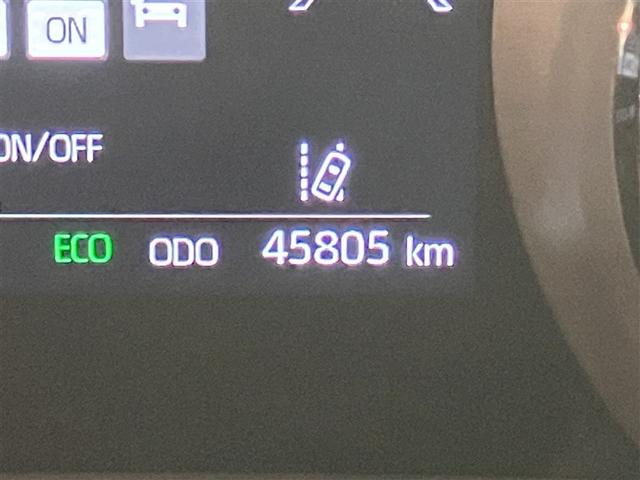 ヤリス ハイブリッドＺ　キーフリーシステム　ＡＣ１００Ｖ　デュアルエアバック　ナビ　ドラレコ付　記録簿有　ＡＷ　ＬＥＤライト　スマートキ　ＶＳＣ　ＥＴＣ付き　エアコン　クルコン　カーテンエアバック　ＡＢＳ　パワステ　衝突回避（17枚目）