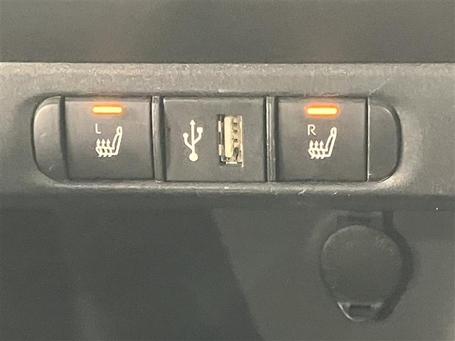 ヤリス ハイブリッドＺ　キーフリーシステム　ＡＣ１００Ｖ　デュアルエアバック　ナビ　ドラレコ付　記録簿有　ＡＷ　ＬＥＤライト　スマートキ　ＶＳＣ　ＥＴＣ付き　エアコン　クルコン　カーテンエアバック　ＡＢＳ　パワステ　衝突回避（19枚目）